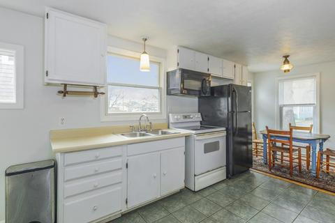 112 Spring St, Barnstable, MA 02601 photo 7