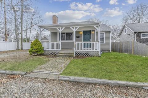 112 Spring St, Barnstable, MA 02601 photo 2