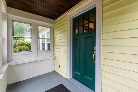 153 Monroe St, Dedham, MA 02026 photo 4