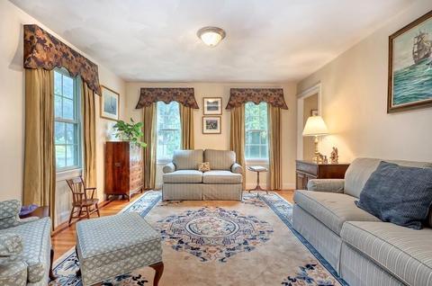 1 Cheever Ave, Saugus, MA 01906 photo 4