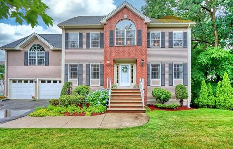 1 Cheever Ave, Saugus, MA 01906 photo 1