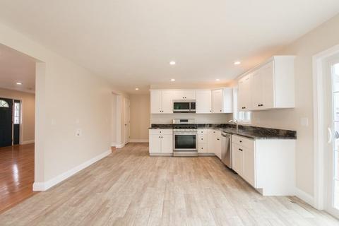 55 Campbell St, Fall River, MA 02723 photo 8