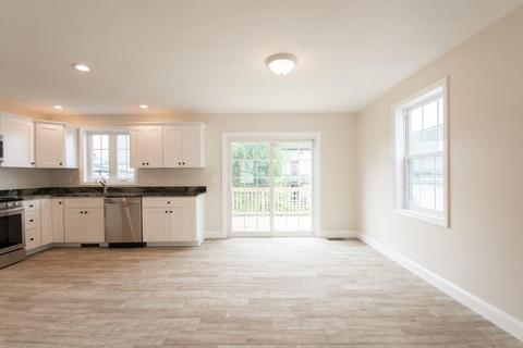 55 Campbell St, Fall River, MA 02723 photo 10