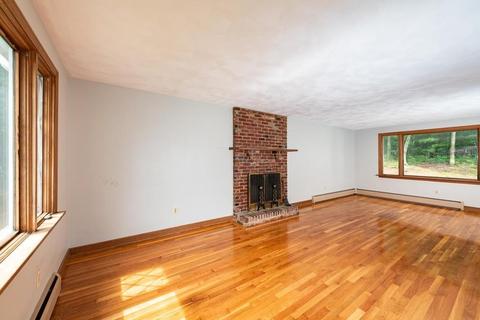 40 Hampton Rd, Sharon, MA 02067 photo 5