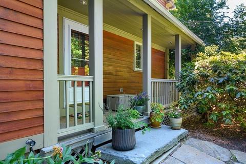 3 Walpole Rd, Williamsburg, MA 01096 photo 3