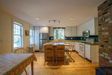 3 Walpole Rd, Williamsburg, MA 01096 photo 4
