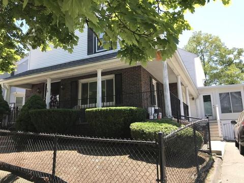 39 Lexington St, Everett, MA 02149 photo 2