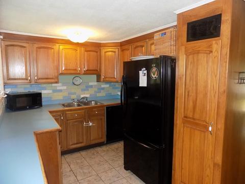 718 Bradley, Springfield, MA 01109 photo 4