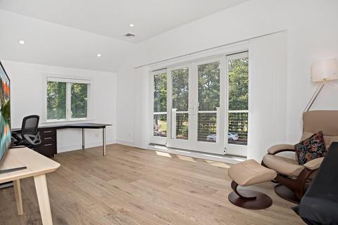 218 Glenneagle Dr, Mashpee, MA 02649 photo 27
