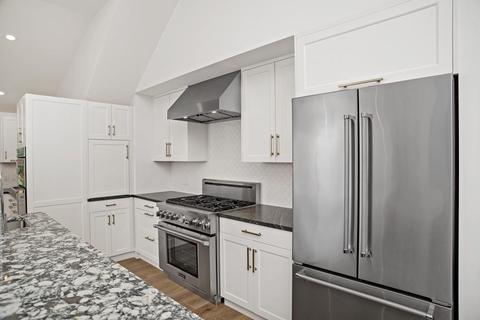 218 Glenneagle Dr, Mashpee, MA 02649 photo 7