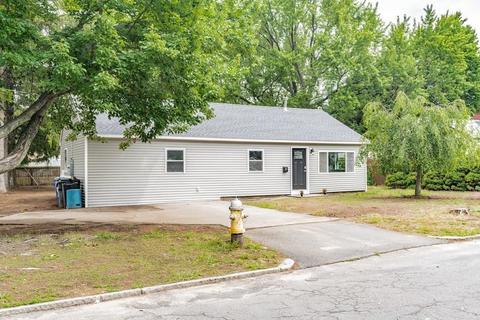 8 Ansara St, Springfield, MA 01104 photo 4