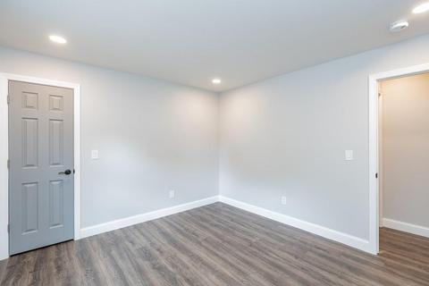 8 Ansara St, Springfield, MA 01104 photo 22