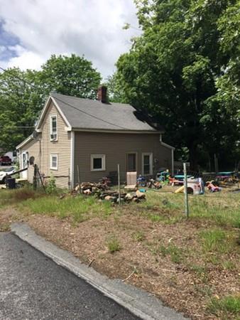 8 Chestnut St, Athol, MA 01331 photo 4