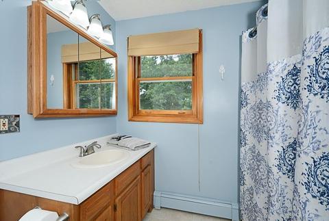 46 Eagle Dr, Dudley, MA 01571 photo 10