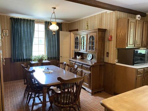 36 Cherry St, Ware, MA 01082 photo 9