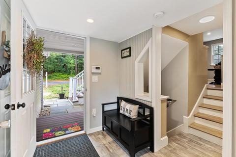 433 Walpole St, Canton, MA 02021 photo 2