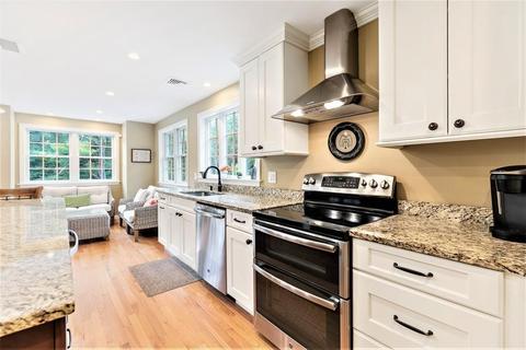 433 Walpole St, Canton, MA 02021 photo 6