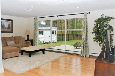7 Elaine Rd, Hingham, MA 02043 photo 5
