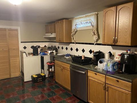 902 Dwelly St, Fall River, MA 02724 photo 11