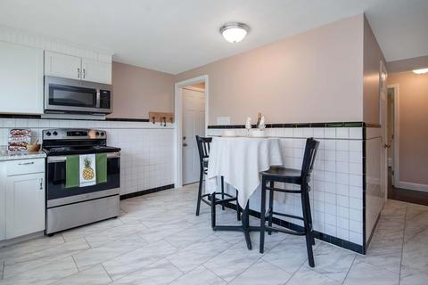 44 Connolly St, Springfield, MA 01151 photo 6
