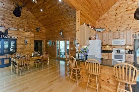 2813 Greenwich Rd, Hardwick, MA 01037 photo 16