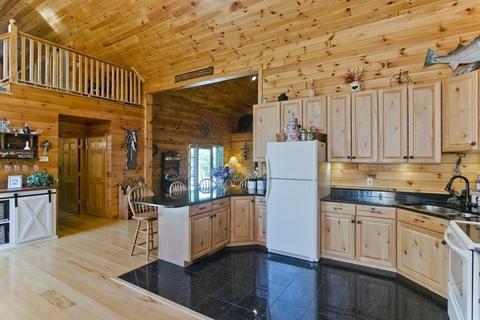 2813 Greenwich Rd, Hardwick, MA 01037 photo 14