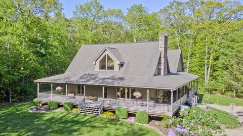 2813 Greenwich Rd, Hardwick, MA 01037 photo 3