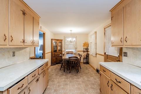 102 Bulat Dr, Springfield, MA 01129 photo 10
