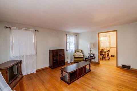 102 Bulat Dr, Springfield, MA 01129 photo 14