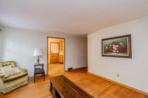 102 Bulat Dr, Springfield, MA 01129 photo 13