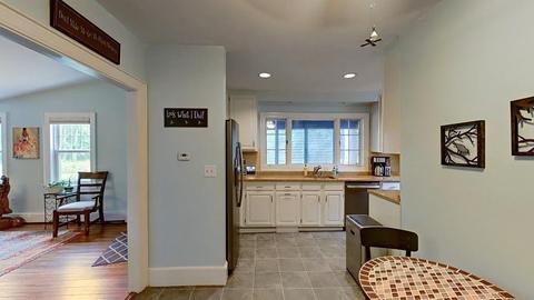 71 Centre St, Danvers, MA 01923 photo 5
