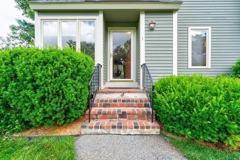 8 Deer Path #1, Maynard, MA 01754 photo 2