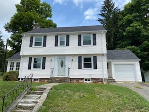 1 Stoneleigh Rd, Worcester, MA 01606 photo 1
