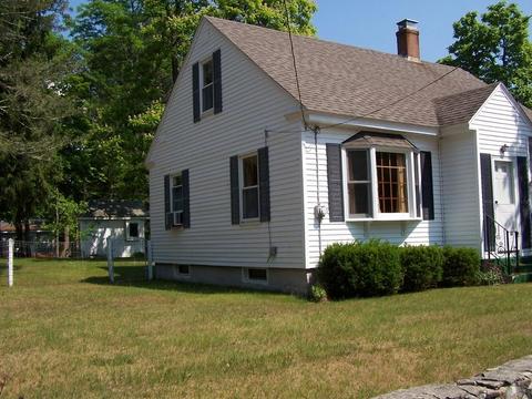 85 Castle Ave, Athol, MA 01331 photo 3