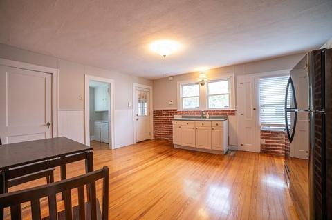 35 Harkness Ave, Springfield, MA 01118 photo 18