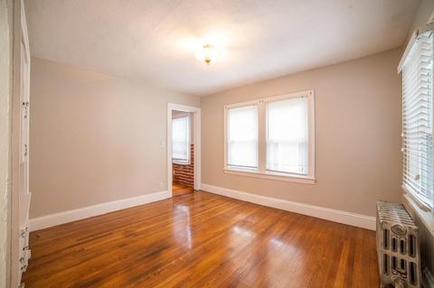 35 Harkness Ave, Springfield, MA 01118 photo 9