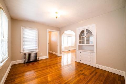 35 Harkness Ave, Springfield, MA 01118 photo 11