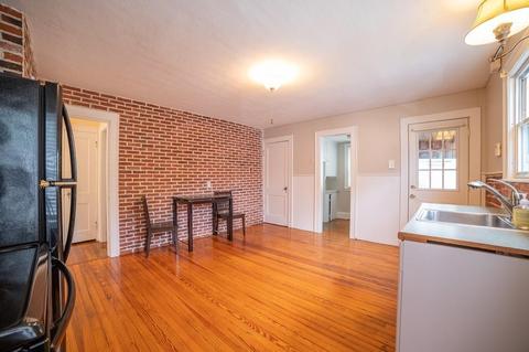 35 Harkness Ave, Springfield, MA 01118 photo 12