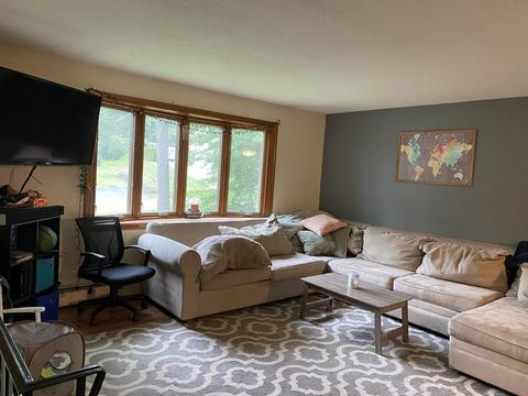8 Dutton Rd, Pelham, NH 03076 photo 5