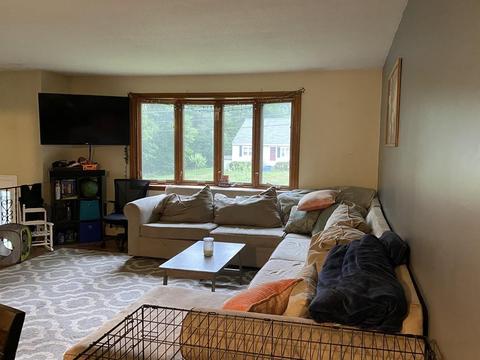 8 Dutton Rd, Pelham, NH 03076 photo 4
