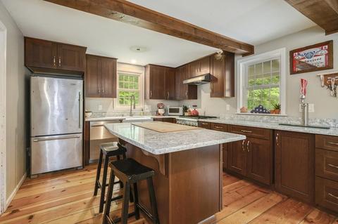 69 Jb Dr, Barnstable, MA 02648 photo 4