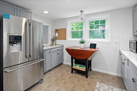 255 North St, Hingham, MA 02043 photo 9