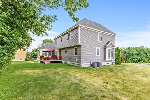 8 Regency Dr, Dracut, MA 01826 photo 26
