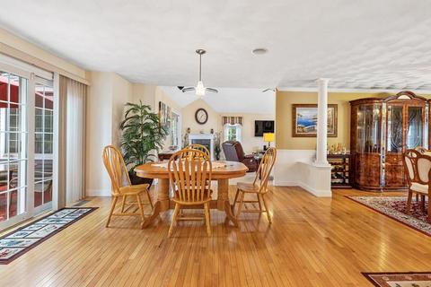 8 Regency Dr, Dracut, MA 01826 photo 13