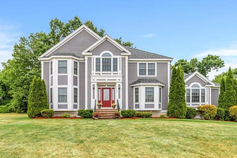 8 Regency Dr, Dracut, MA 01826 photo 1
