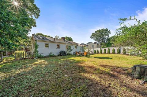 119 Ledgewood Rd, Dedham, MA 02026 photo 19