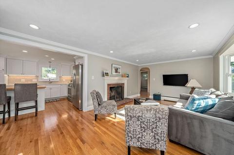 119 Ledgewood Rd, Dedham, MA 02026 photo 2