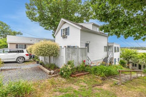 24 Riggs Point Rd, Gloucester, MA 01930 photo 2