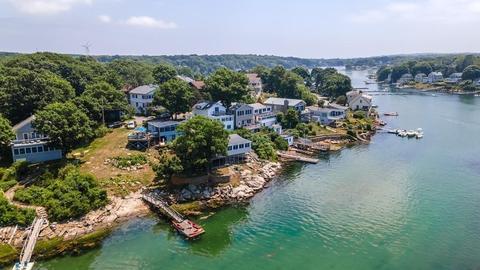 24 Riggs Point Rd, Gloucester, MA 01930 photo 5
