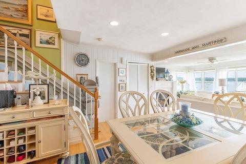 24 Riggs Point Rd, Gloucester, MA 01930 photo 13